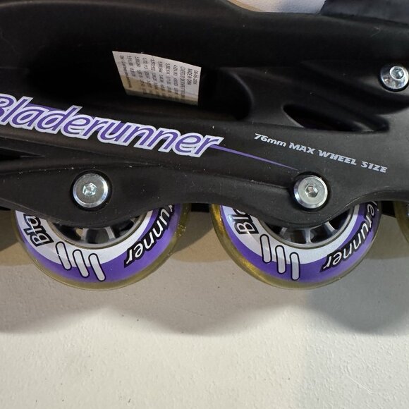 Bladerunner Twist G06 Rollerblades Adjustable Sizes 4-7 youth Inline Skates - Picture 8 of 12
